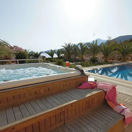 Sleeps 8 Pool Air Con Wifi Kalkan