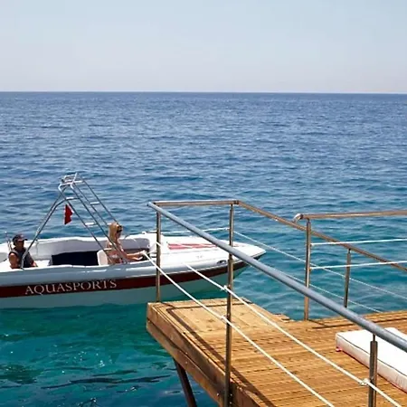 Sleeps 8 Pool Air Con Wifi Willa Kalkan
