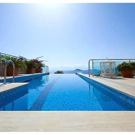Sleeps 8 Pool Air Con Wifi * Kalkan